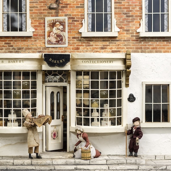 The Lady Barbara Speake Collection: Fine Dolls' Houses & Miniatures 